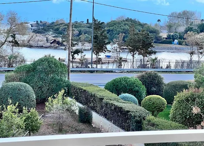 Lagonisi 2 Bedroom Luxury Apartment By The Sea!